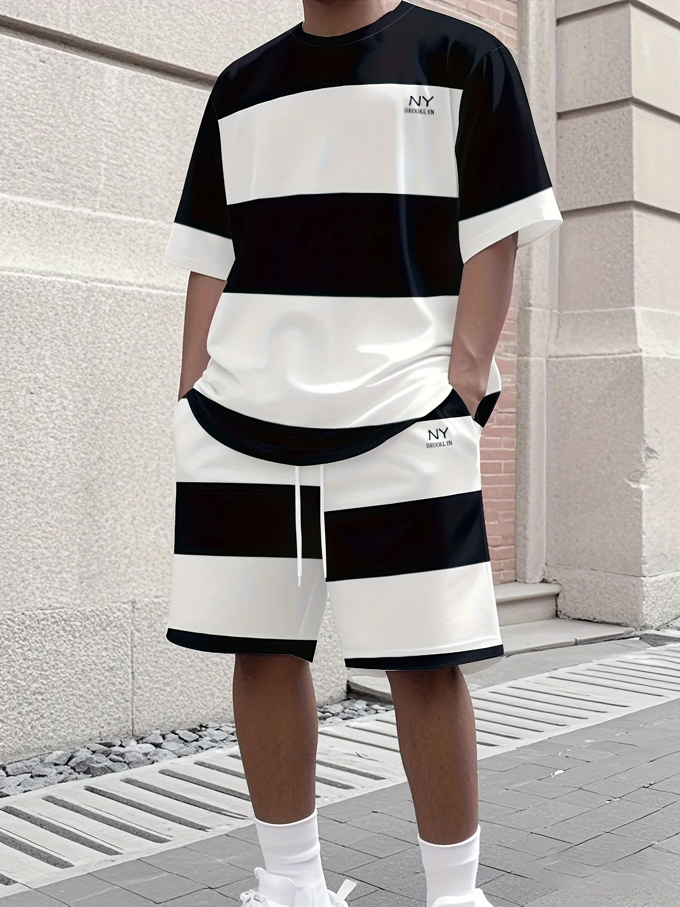 

Fashionable men's summer striped print micro elastic breathable round neck T-shirt shorts set outdoor casual two-piece set