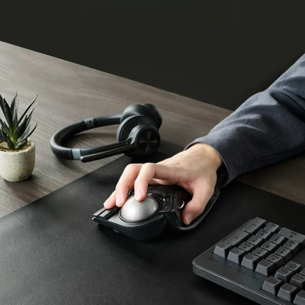 ELECOM HUGE Outdoor Mouse Customized Tri Mode Wireless Bluetooth 2.4GHz HUGE 52mm Track Ball CAD Ergonomics Drawing Office Mouse