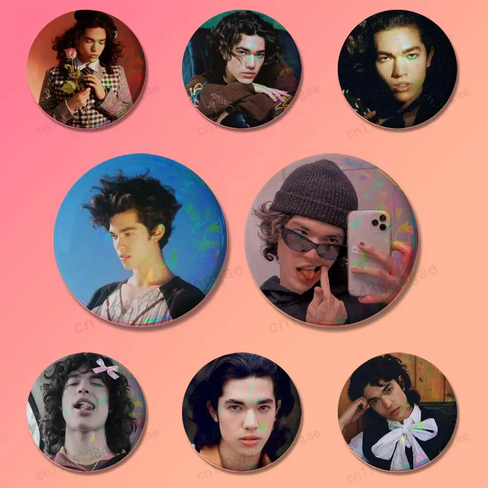 

Handsome C-Conan G-Gray Badges 25 32 44 58 75 mm Brooch Fashion Jewelry Decor Clothes Hat Accessories Badge Lover Gifts