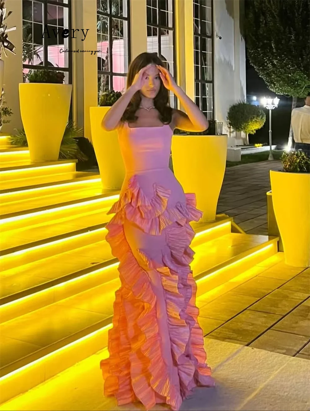 Avery personalizado rojo tirantes finos sin mangas fuera del hombro vestido elegante de lujo vestidos de fiesta de invitados de boda de lujo 2025 Prom