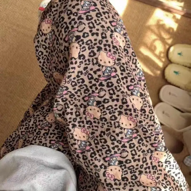 

Брюки с леопардовым принтом Sanrio, брюки с рисунком Hello Kitty, пижамы для прогулок, летние универсальные повседневные брюки, которые можно носить на улице