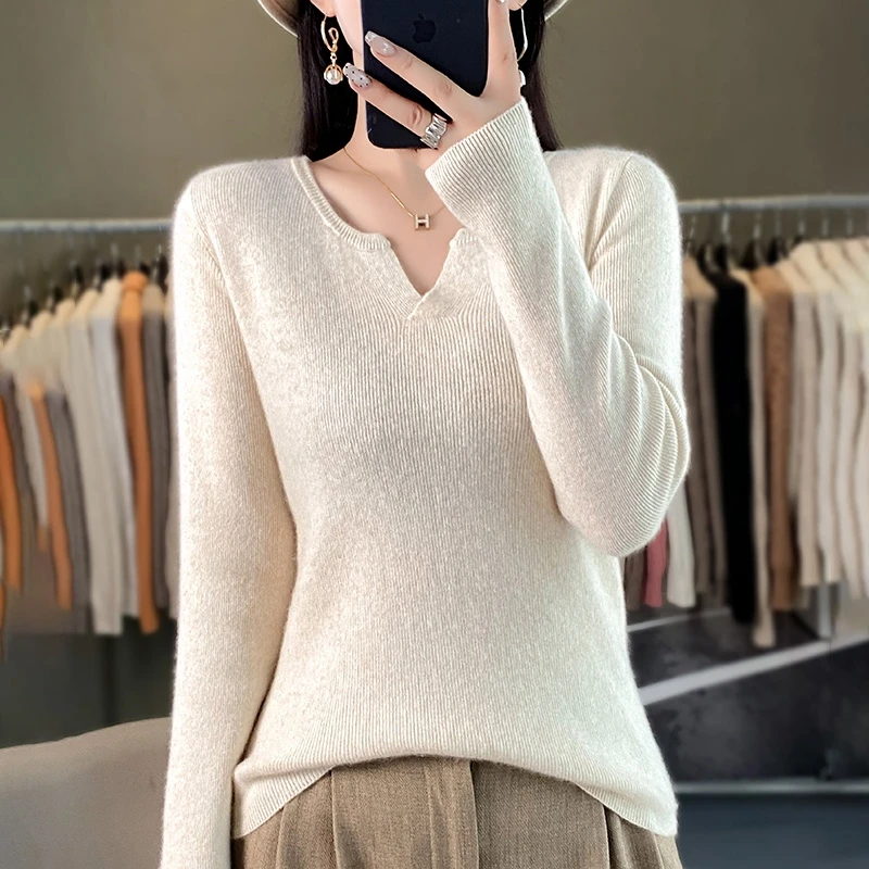 Fall/Winter Slim Women\'s Sweater round V-neck Andy Velvet Knitted Sweater Comfortable Warm Pullover Bottoming Shirt