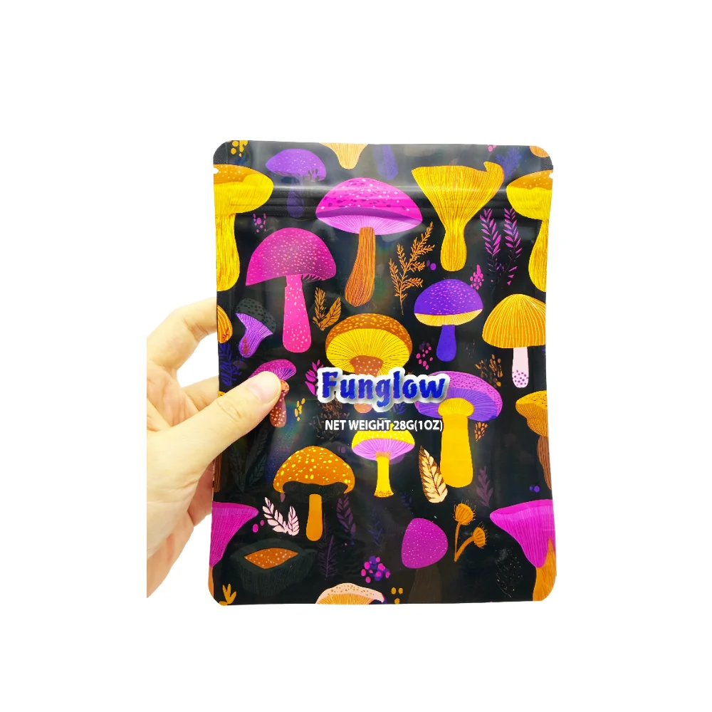 50PCS Designs 28G Mylar Bag Plastic Package Pouches Soft Touch Smell Proof Special Holographic Gift Packaging Accept OEM