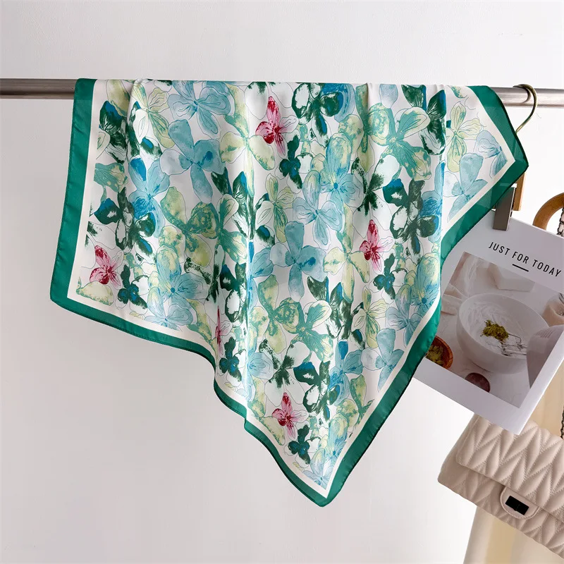 

Новинка 2025, модные роскошные квадратные шарфы с принтом, женские шелковые банданы с цветочным принтом, маленькие галстуки, ленты для волос, сумки, платок, шаль