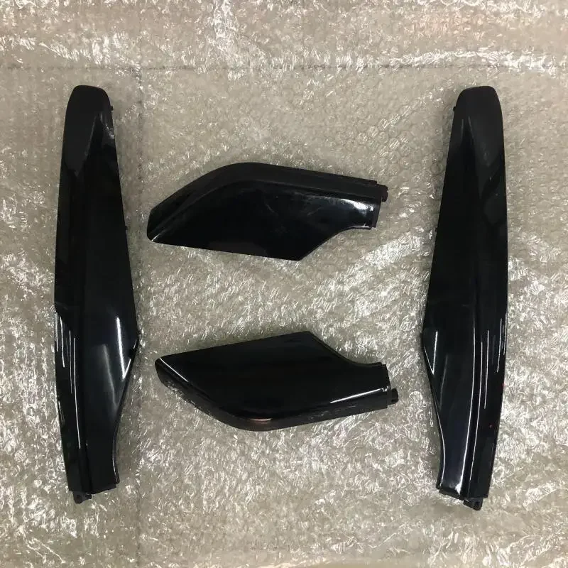 

Car Front Rear Roof Rack Luggage Bar Rail End Shell Cover for Mitsubishi Pajero V73 V93 V97 2006 2007 2008 2009 2010 2011-2016