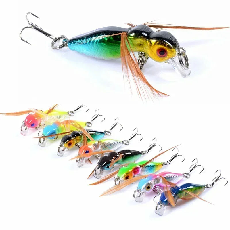 1Pcs 4.5cm 3.5g Feather bee Fishing Lure Crankbait Freshwater BaitArtificial Insect Bait Wobbler Fishing Tackle