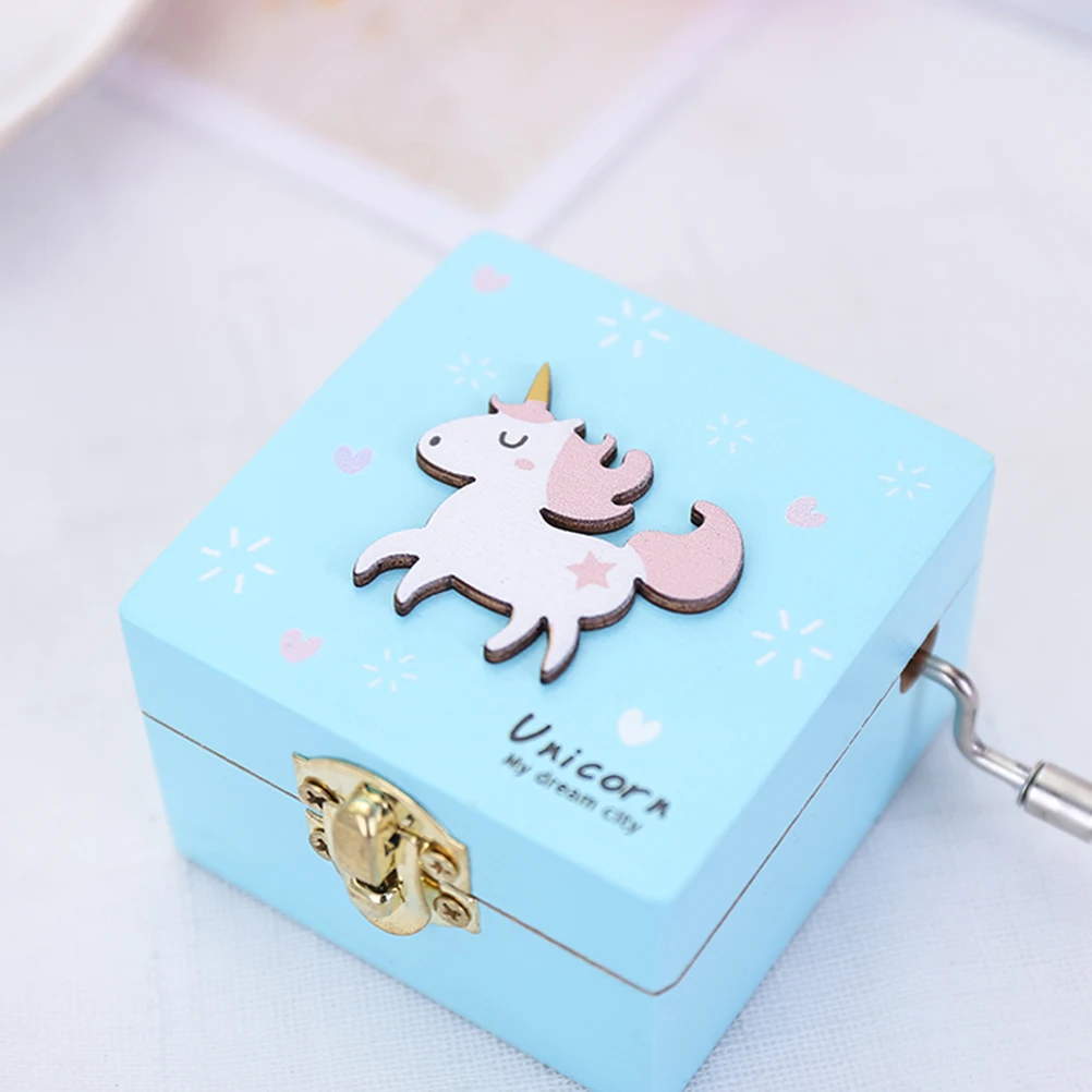 Wooden Music Box Hand-cranked Unicorn Pattern Miniature Wind Up Handmade Mechanical Rotation Box for Birthday Valentine's Gift C