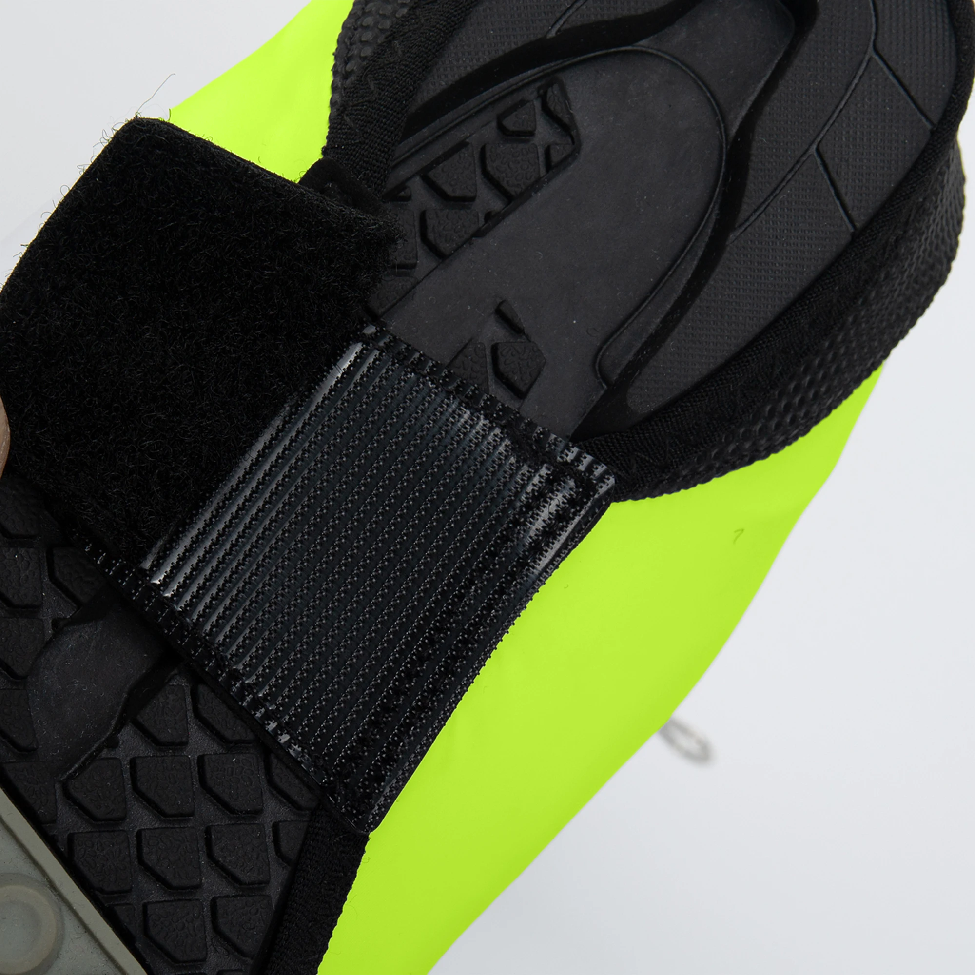 YKYW 2025 AERO メンズ サイクリングシューズカバー ロードバイク オーバーシューズ 防水 MTB ブーツカバー 防風 プロ 滑り止め オーバーシューズ 4色