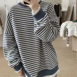 Autumn and Winter Women's Round Neck Stripe Contrast Color Fake Two Pieces Loose Pullers All-match Fashion Casual Korean Tops