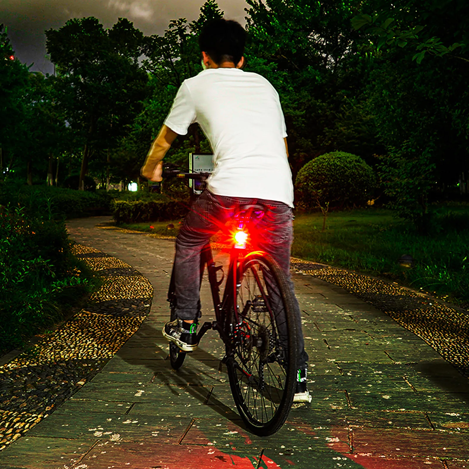 Lixada Bike Tail Light LED Bicycle Rear Light Cycling Safety Night Light Taillight Warning Light Mountain Bike Accessories 2024