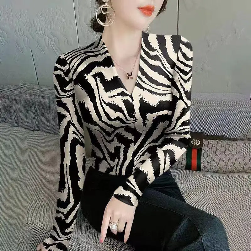 Office Lady Spring Autumn Women\'s Clothing Geometric Leopard Print Long Sleeve T-shirt V-Neck Pullover Casual Elegant Tops