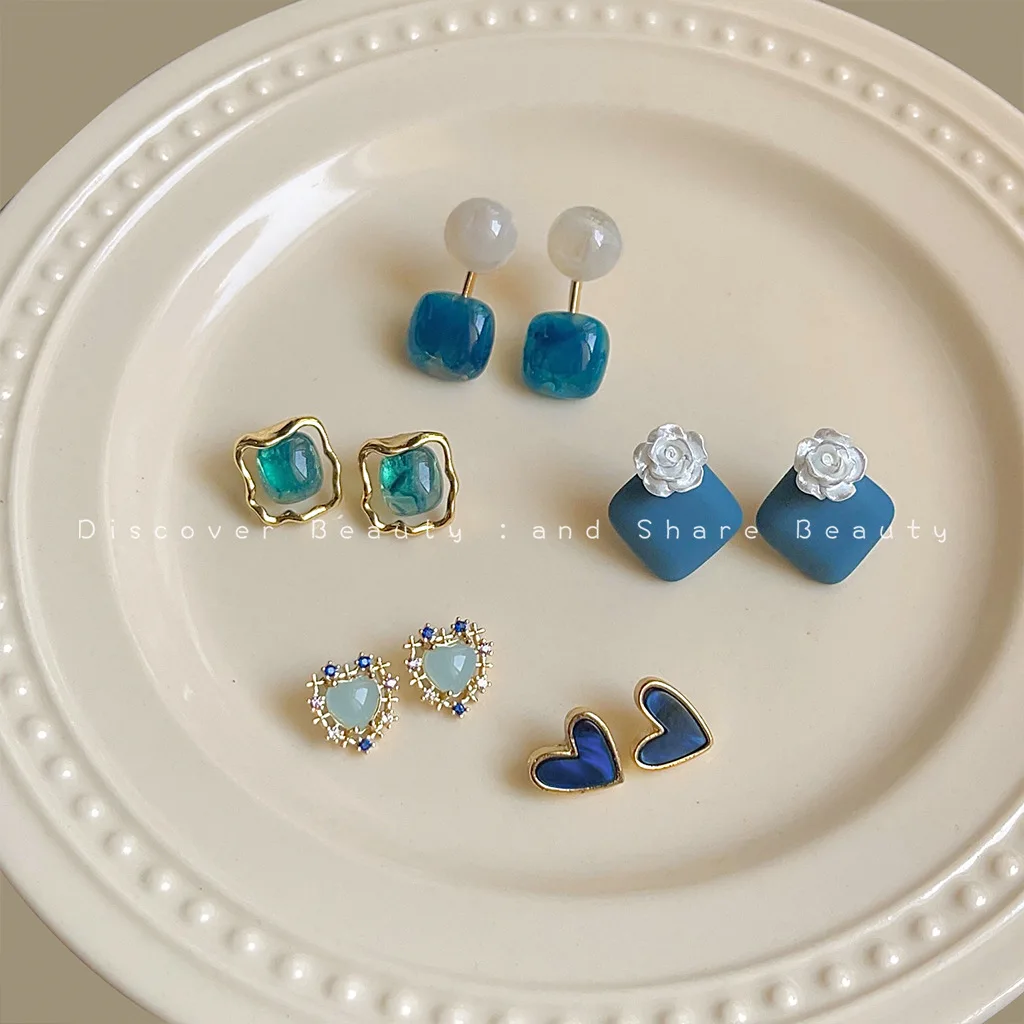 DIY accessories Klein blue love stud earrings women's Korean small fresh geometric acrylic earrings personalized fashion high-en