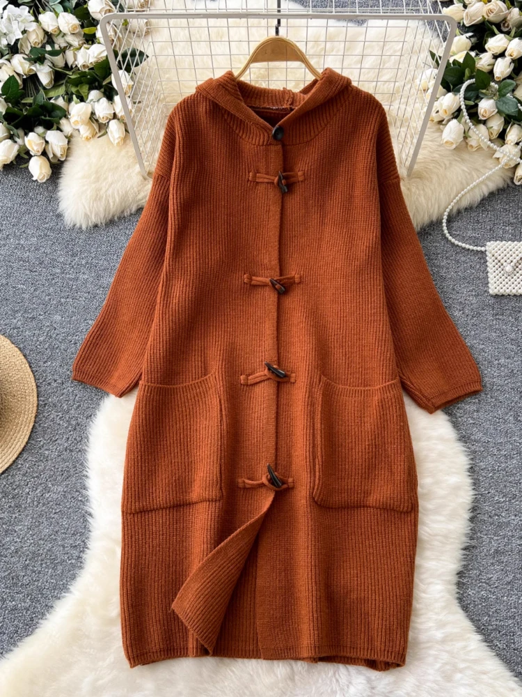 

Winter Retro Hooded Knitted Sweater Coat Women Korea Fashion Vintage Loose Warm Cardigan Horn Buckle Design Chic Outerwear 2024