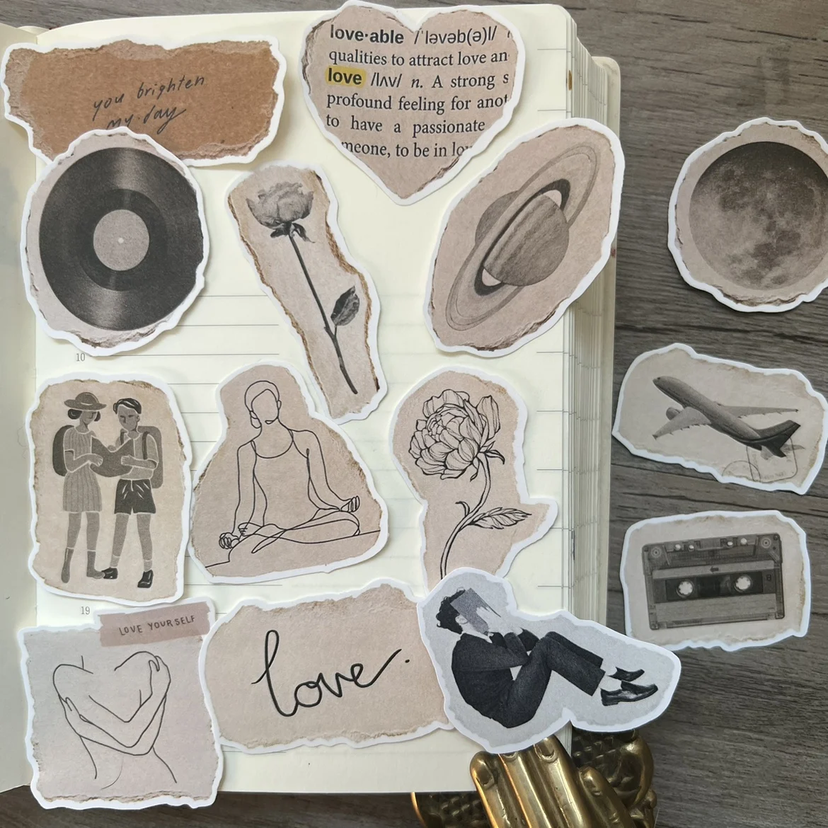 15pcs Stickers Vintage Short Drama Record Player Handwritten English Hand-Pulled Kraft Paper Old Effect Handbook Material