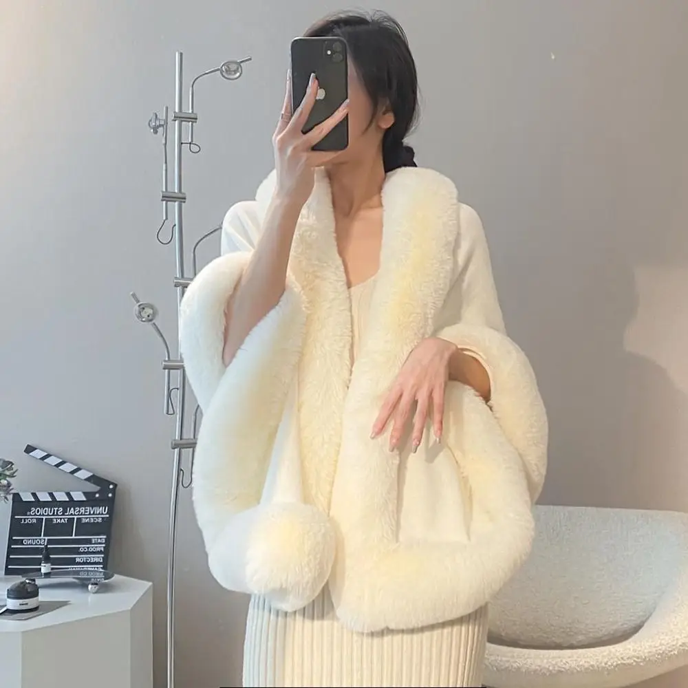 

Women Winter Warm Shawl Thicken Coat Cardigan Cape Faux Fur Collar Shawl