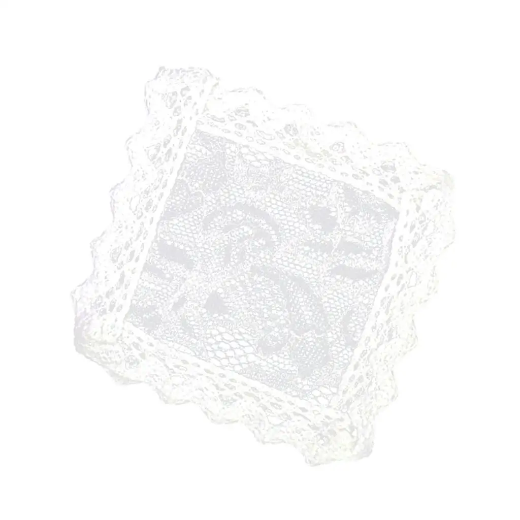 Elegante witte tafelkleed voor 1/12 schaal poppenhuis bureaudecor