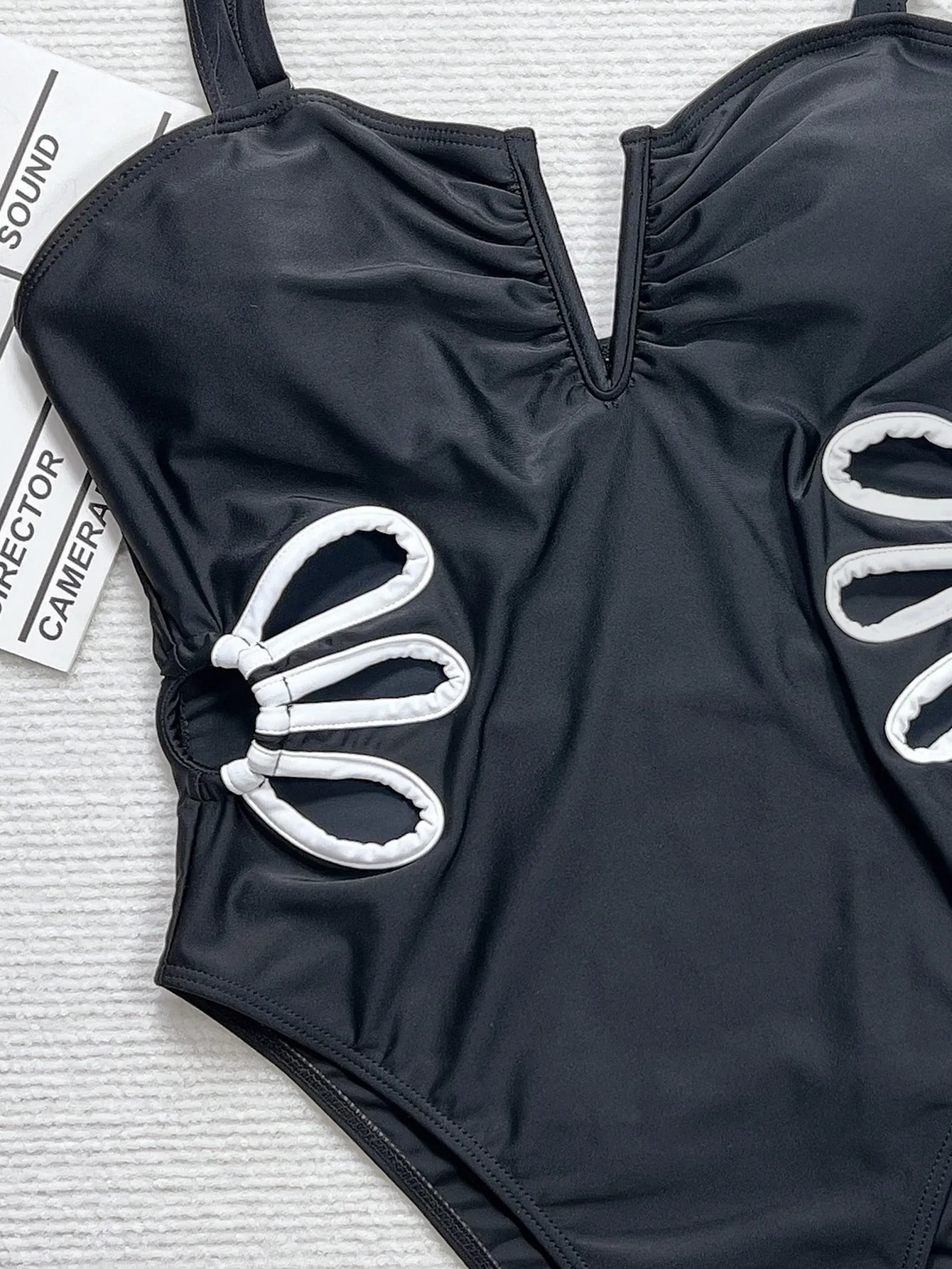 Solid V Neck One Piece Swimsuit Women Swimwear Female Bather Bathing Suit Hollow Out Swim Monokini Trikini