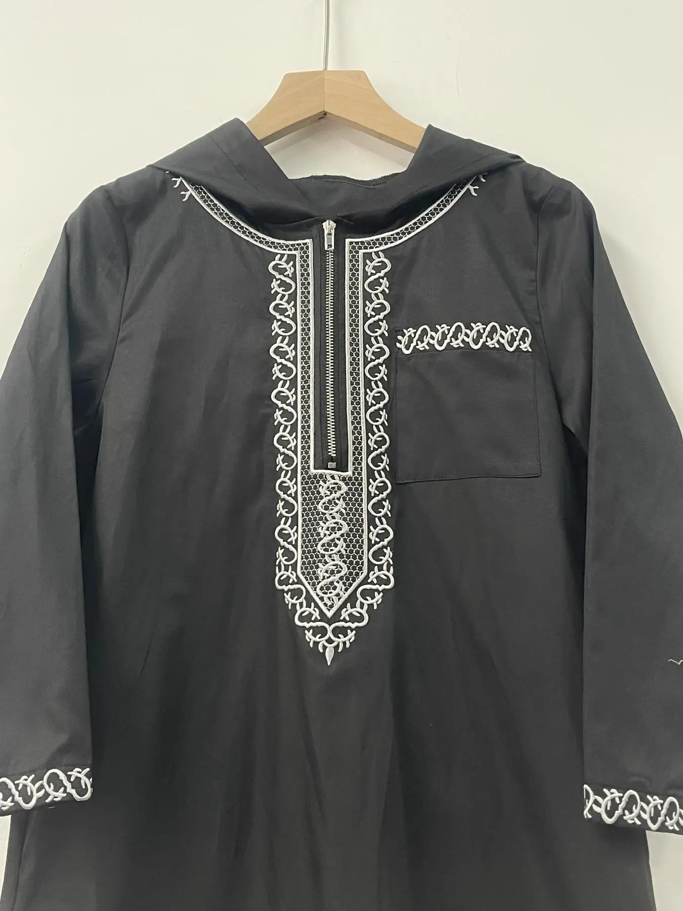 Middle East Muslim Arab Dubai Turkish Embroidered Boys Hooded Zipper Shirt Robe Thobe