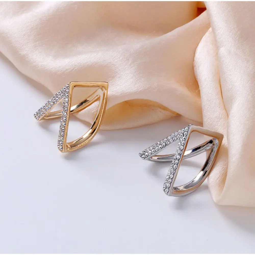 1 PC V Shape Elegant Scarf Clip Fashion Scarf Ring Inlaid Rhinestone Brooch Jewelry Accessories