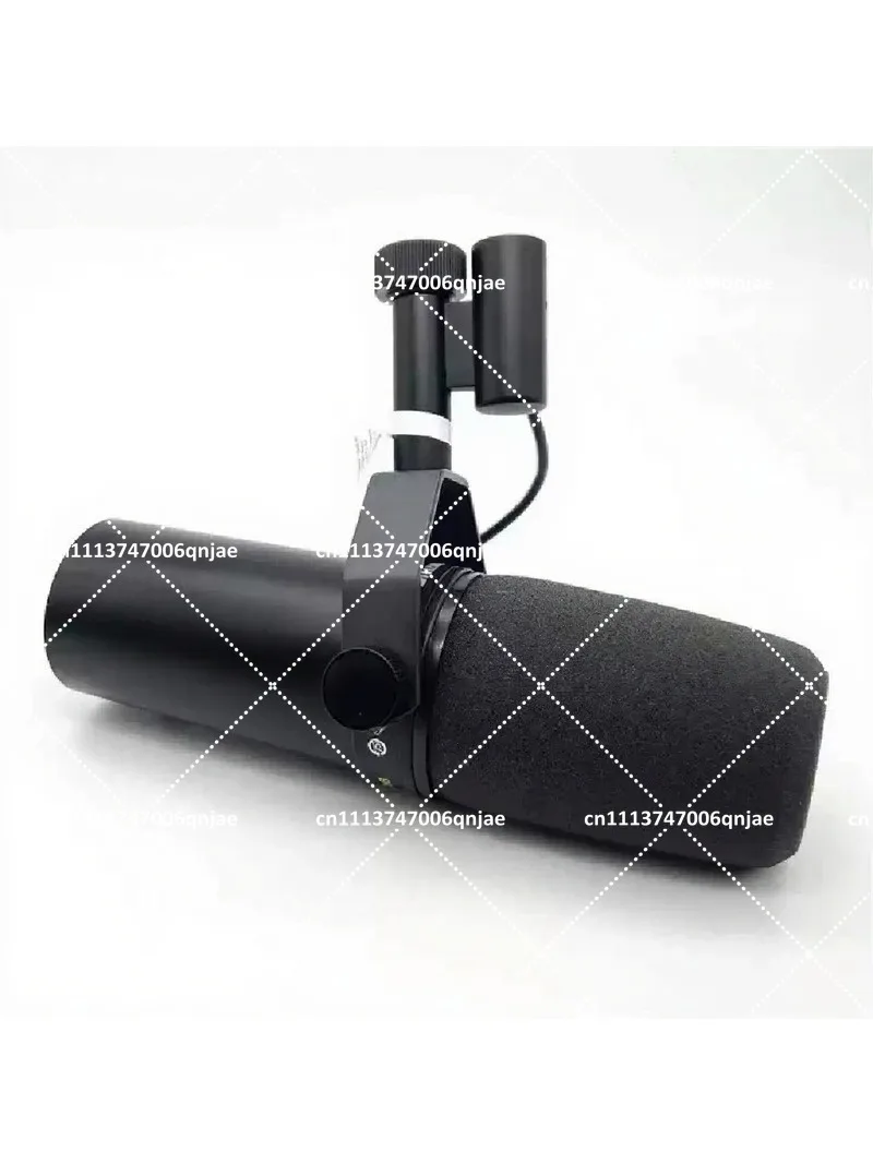 Dynamic Vocal Microphone with Selectable Frequency Response and Built-in Preamplifier for Podcast Recording
