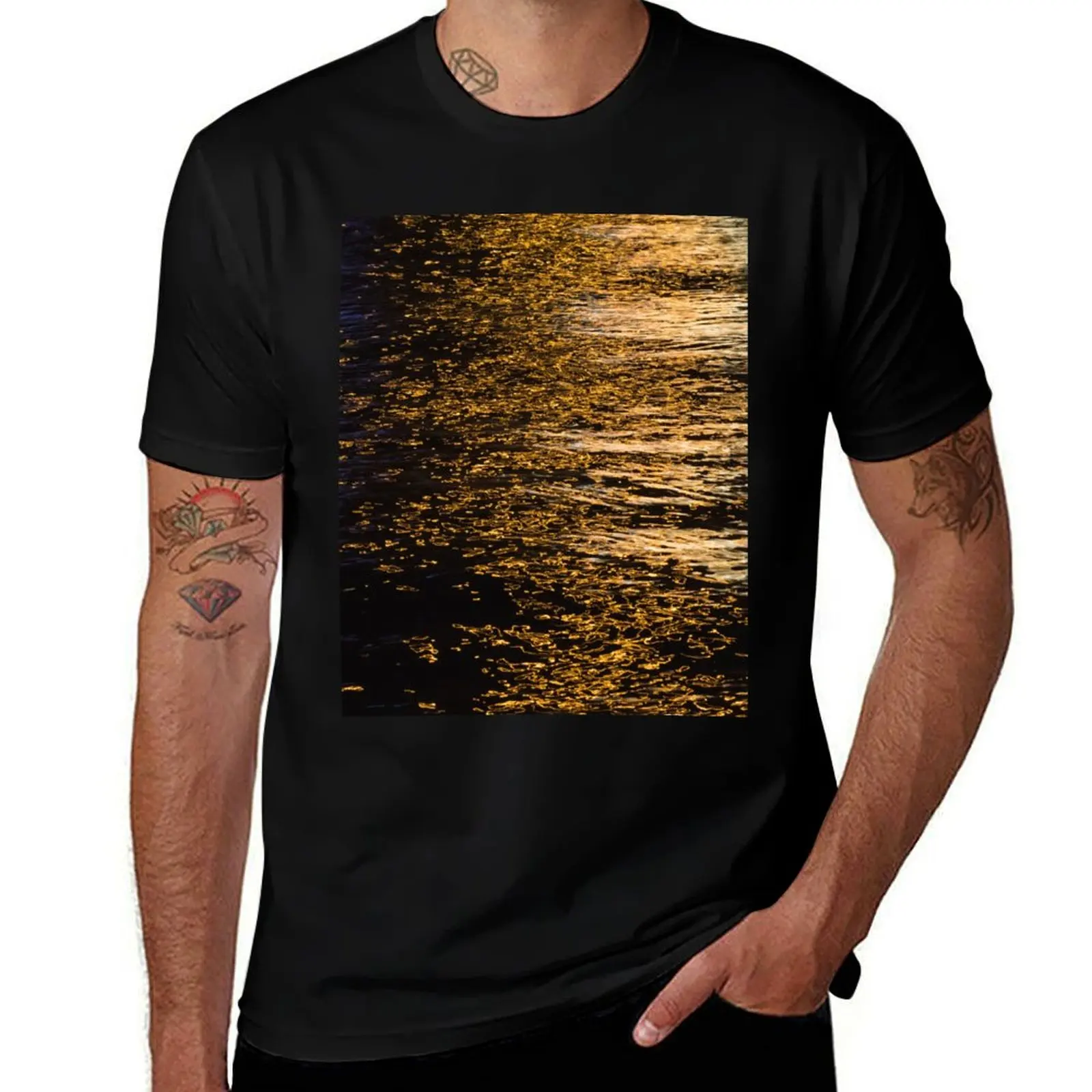 Abstract night lights sea shiny bronze brown black reflection Photo of glistening shining water T-Shirt