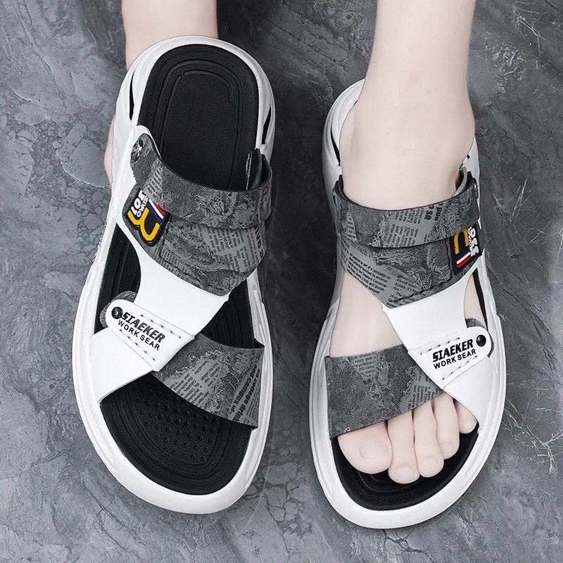 2023 New Style  Outdoor Casual Shoes  Comfortable Breathable   Lightweight Non  Slip   Beach Men's   Slippers