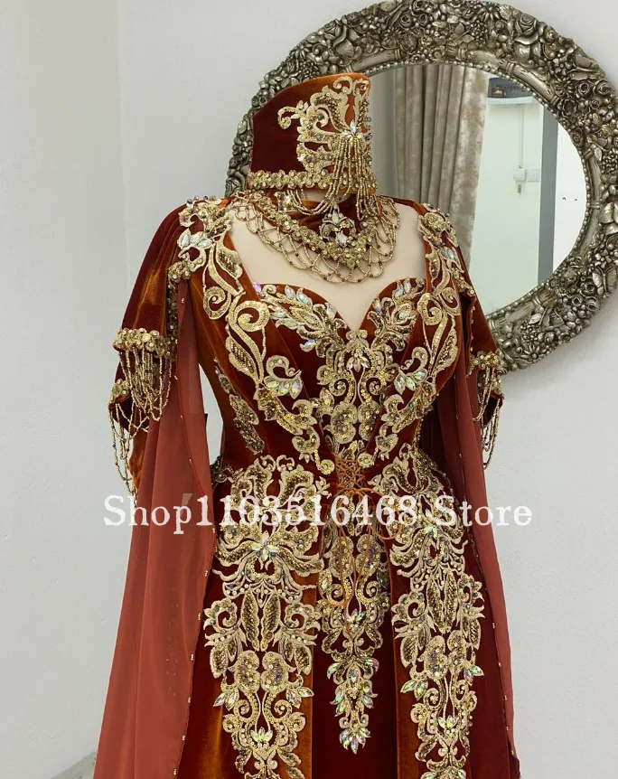 Luxury Orange Caftan Wedding Dresses Algerian bey's Kaftan Long Sleeve Gold Lace Applique Beaded Arabic Bridal vestido de novia