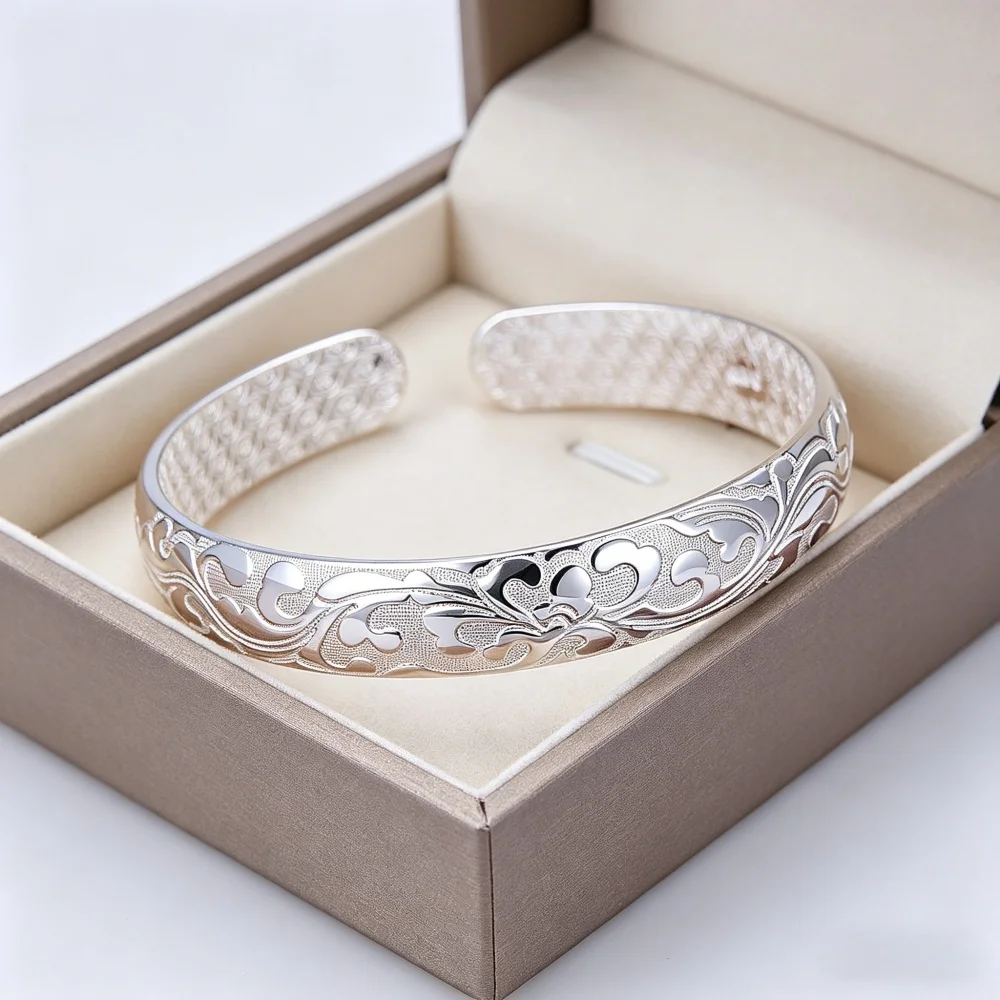 925 Sterling Silber Armreif für Damen, Vintage Geschnitztes Blumenmuster, Offener Armreif mit Innengravur, Schmuckgeschenke – Detail 2