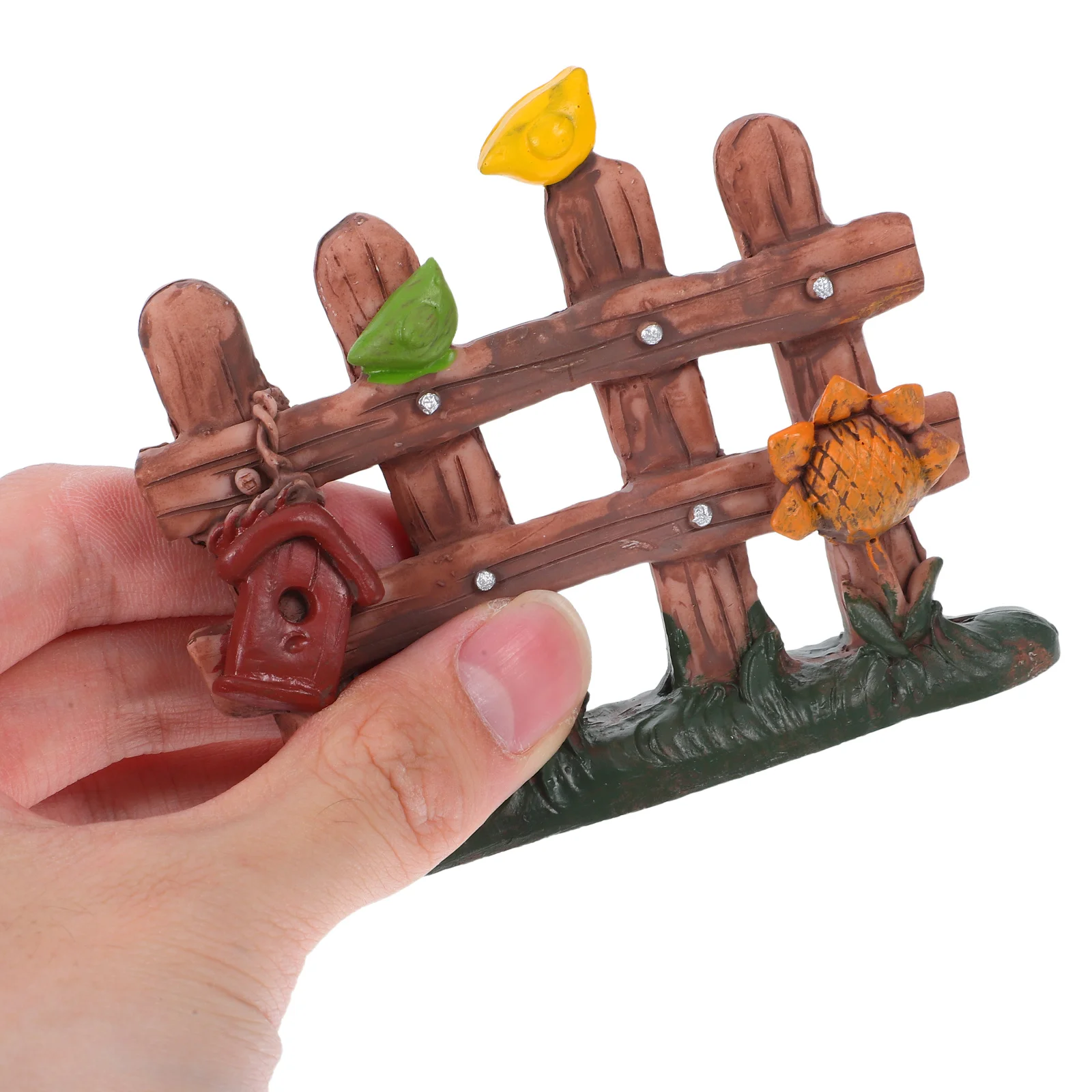 

2 Pcs Micro Landscape Fence Bird's Nest Decor Artifcial Birds Sand Set Ornament Resin