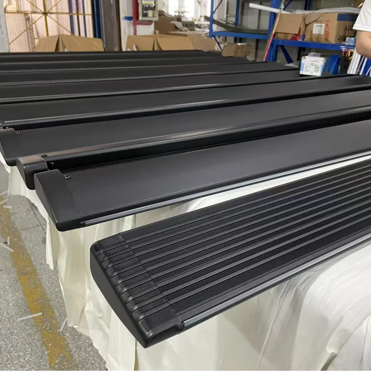 

Высококачественная электрическая подножка из алюминиевого сплава для Discovery Sport, электрическая боковая ступенька, двойной поток света, электрическая боковая ступенька