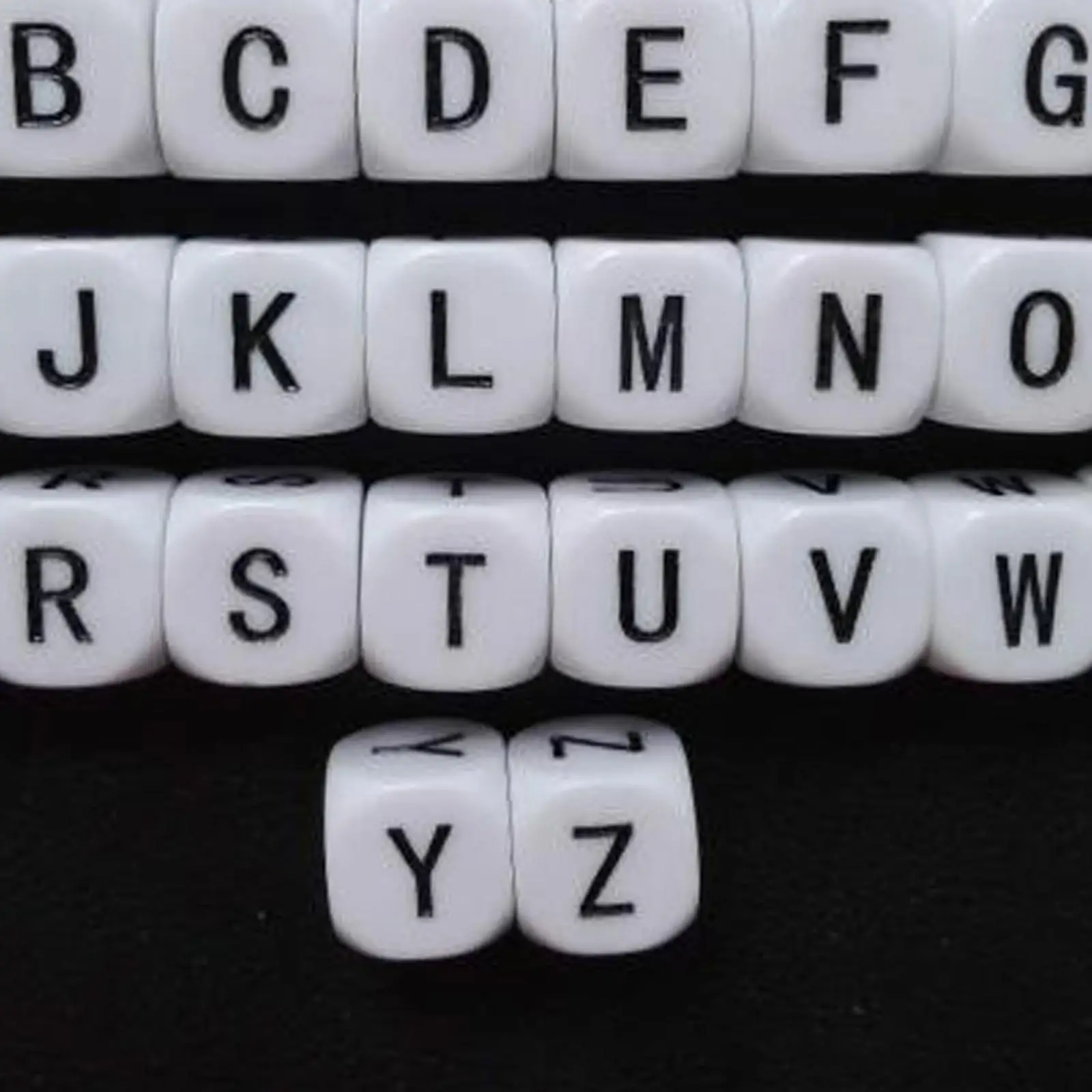 

26x Engraved Acrylic Letter Six Sided Standard Game Rolling Party Favors Teaching Aid Puzzle Games Early Learning Toy