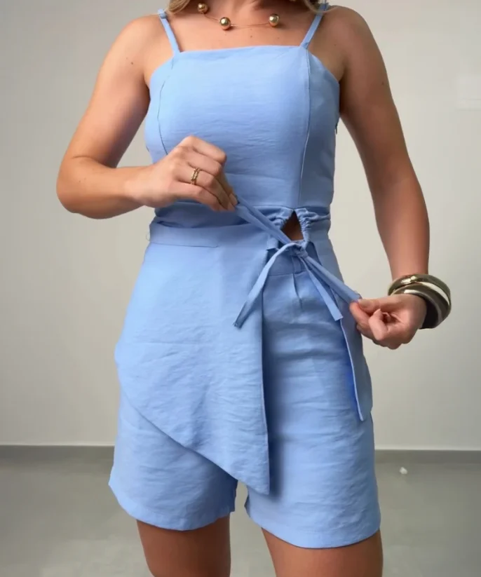 

Two Piece Set Women Outfit 2025 Square Neck Sleeveless Irregular Cut Drawstring Top & Casual Slim Fit Shorts Set with Pockets