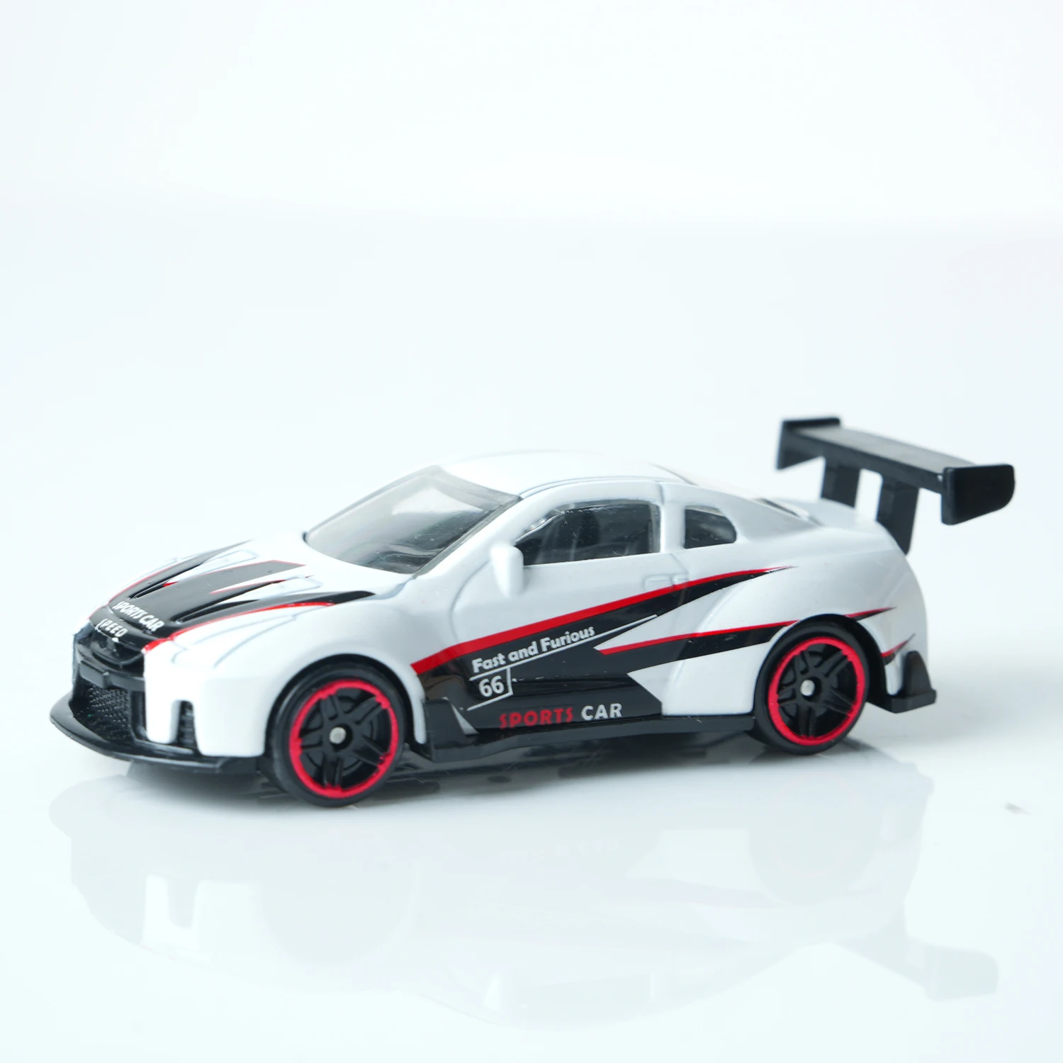 1:64 liga carro clássico branco modelo de carro de corrida, carro de brinquedo infantil, brinquedo de transporte, corpo liso, presente de natal perfeito para meninos