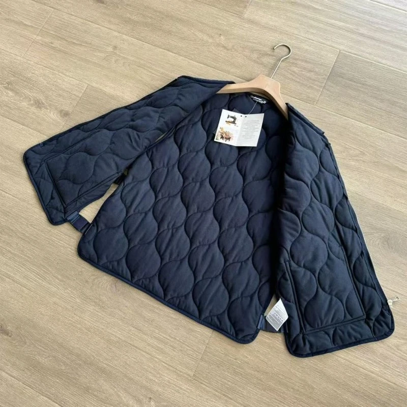 

Smart Insulated Checkered Vest for Outdoor Activities Breathable Winter Layering Piece​