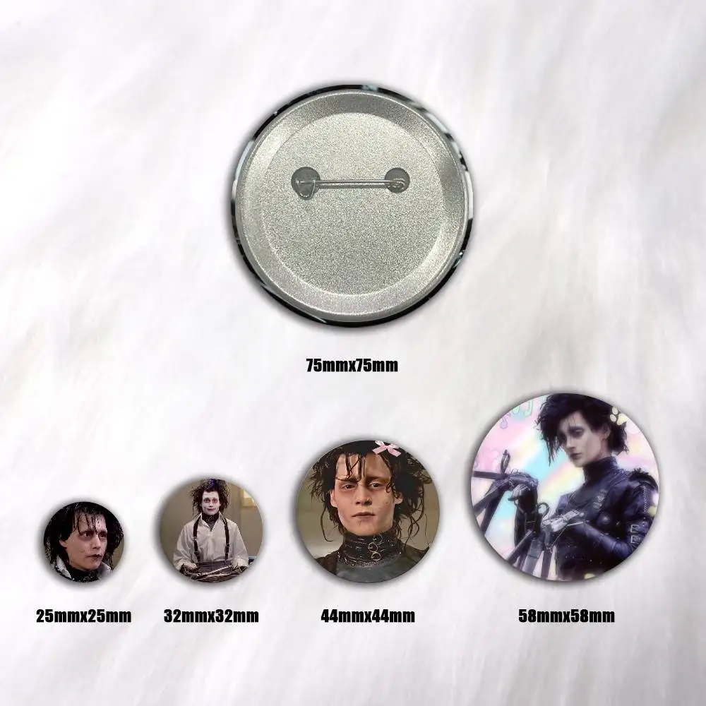 A-E-Edward Scissorhands Cartoon Round Brooches On Backpack Jacket Acrylic Button Pins Collection Gifts