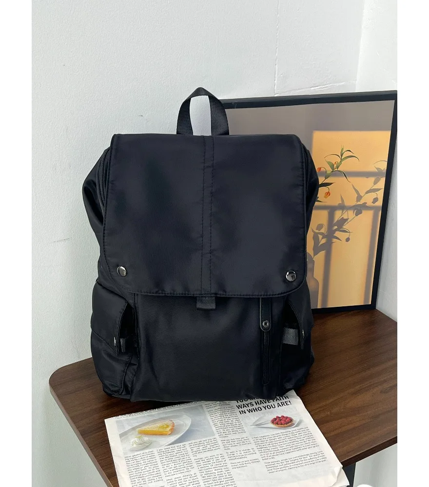

Backpack commuting class large compartment schoolbag waterproof backpack men and women large capacity 16 inch game book computer