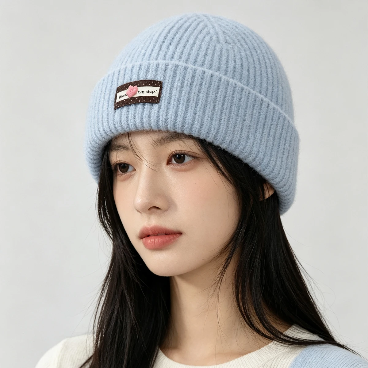 Korean Cute Flower Button Patched Letters Knitted Hats New Women Warm Casual Fashion Outdoor Versatile Travel Ins Niche Beanies 3