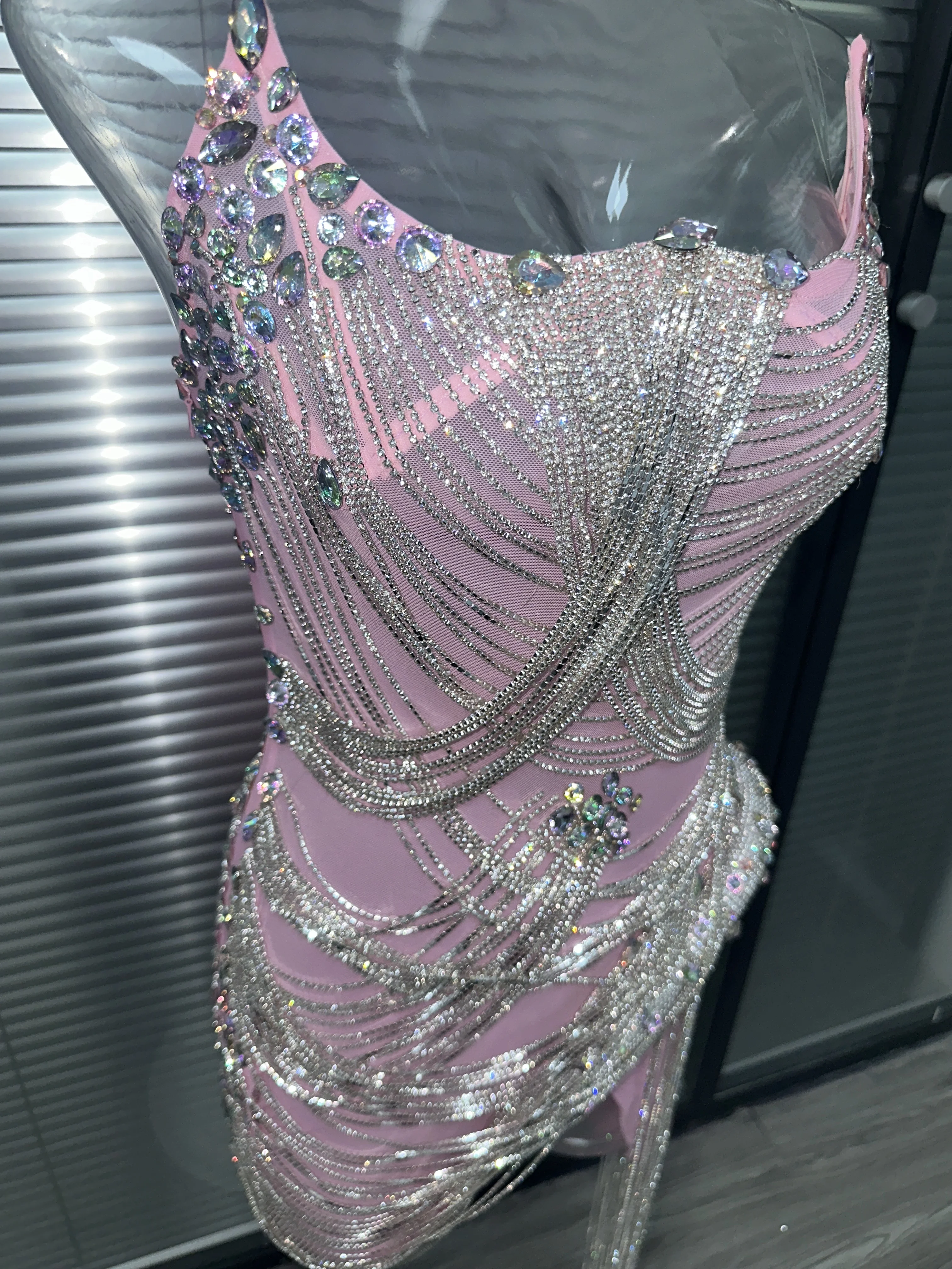 Sparkly Crystals Tassel Dress Women Sexy Asymmetrical Party Gown Strapless Birthday Party See Through Mesh Evening Dress Luoli