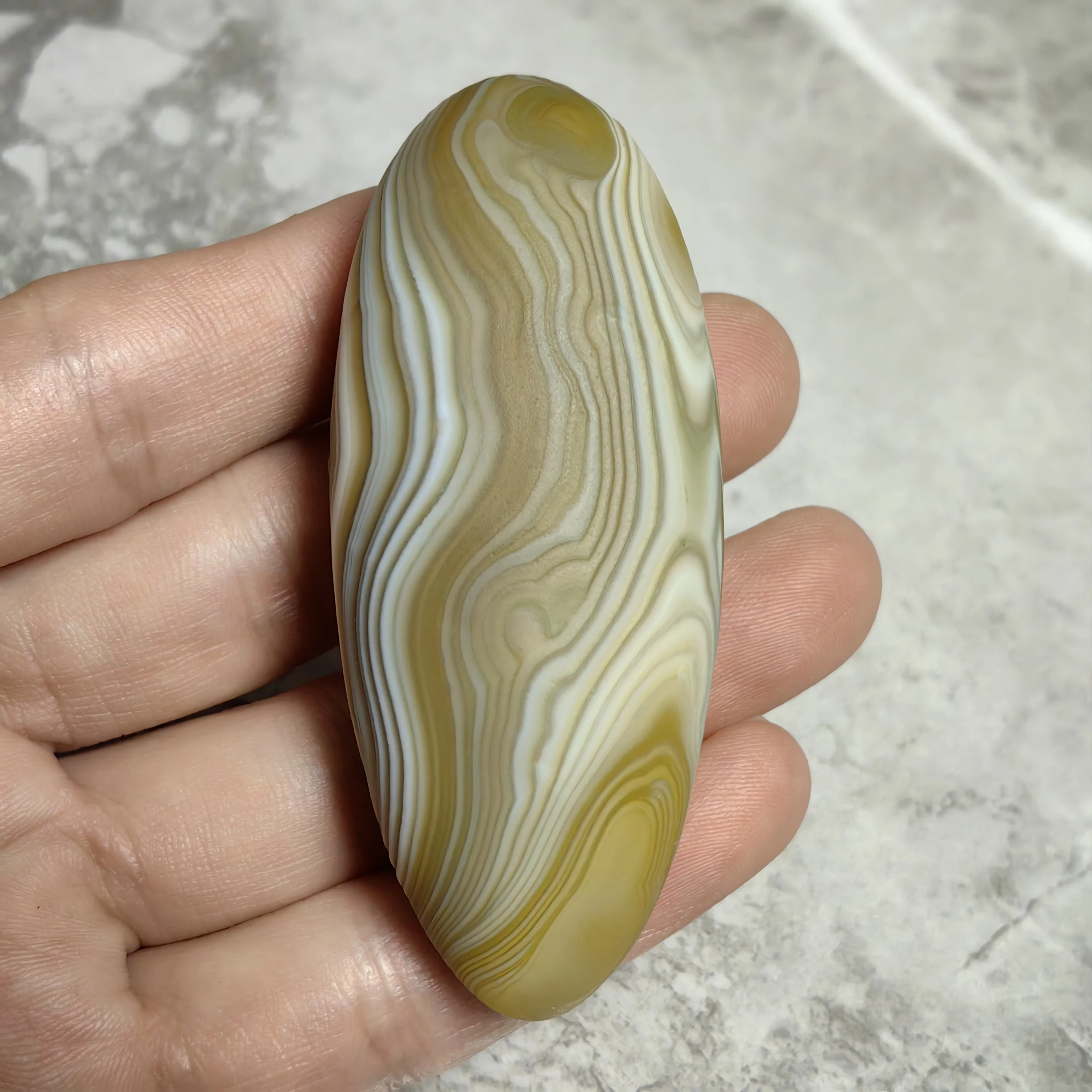 Natural Gobi Eye Agate Stone, Concentric Rings Pattern Raw Stone for Stress Relief & Against Negativity, Unique Mineral Specimen