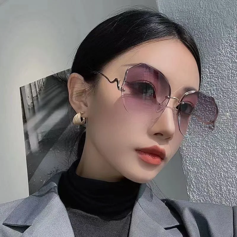 Special Frameless Cut-Edge Sunglasses Trendsetter Temperament Sunglasses Female to Make Big Face Thin-Looked Fashion Glasses UV