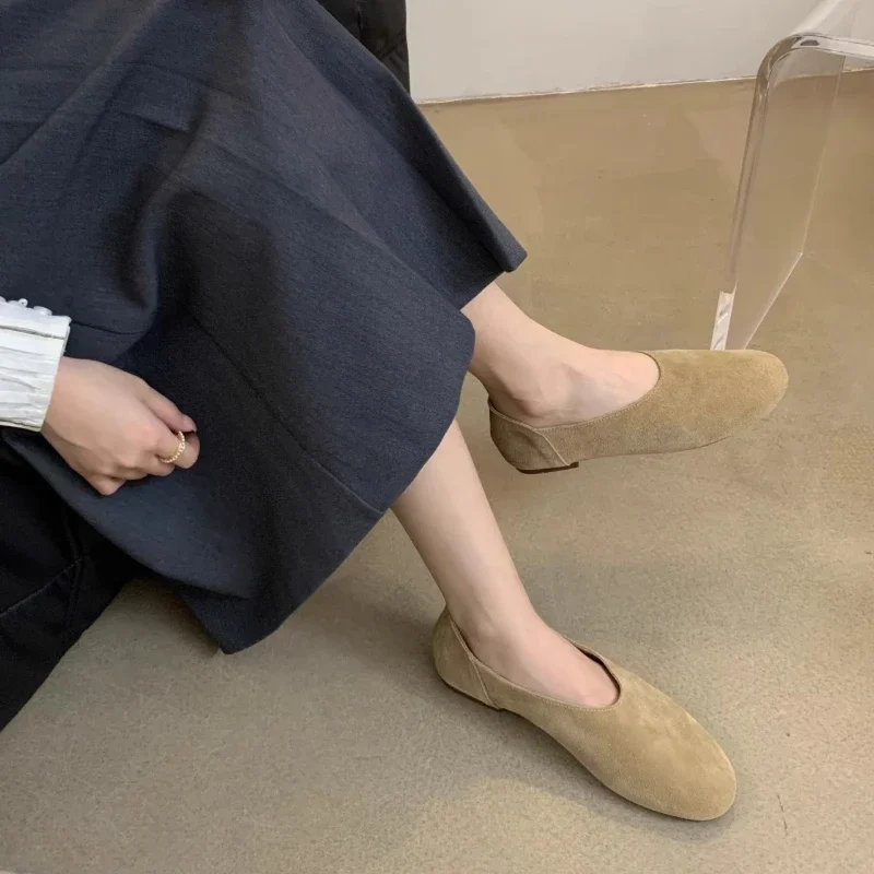 2025 New Women's Moccasins Autumn Soft Woman Solid Color Loafers Simple Causal Ladies Ballet Flat Shoes Non-slip Shallow Shoes