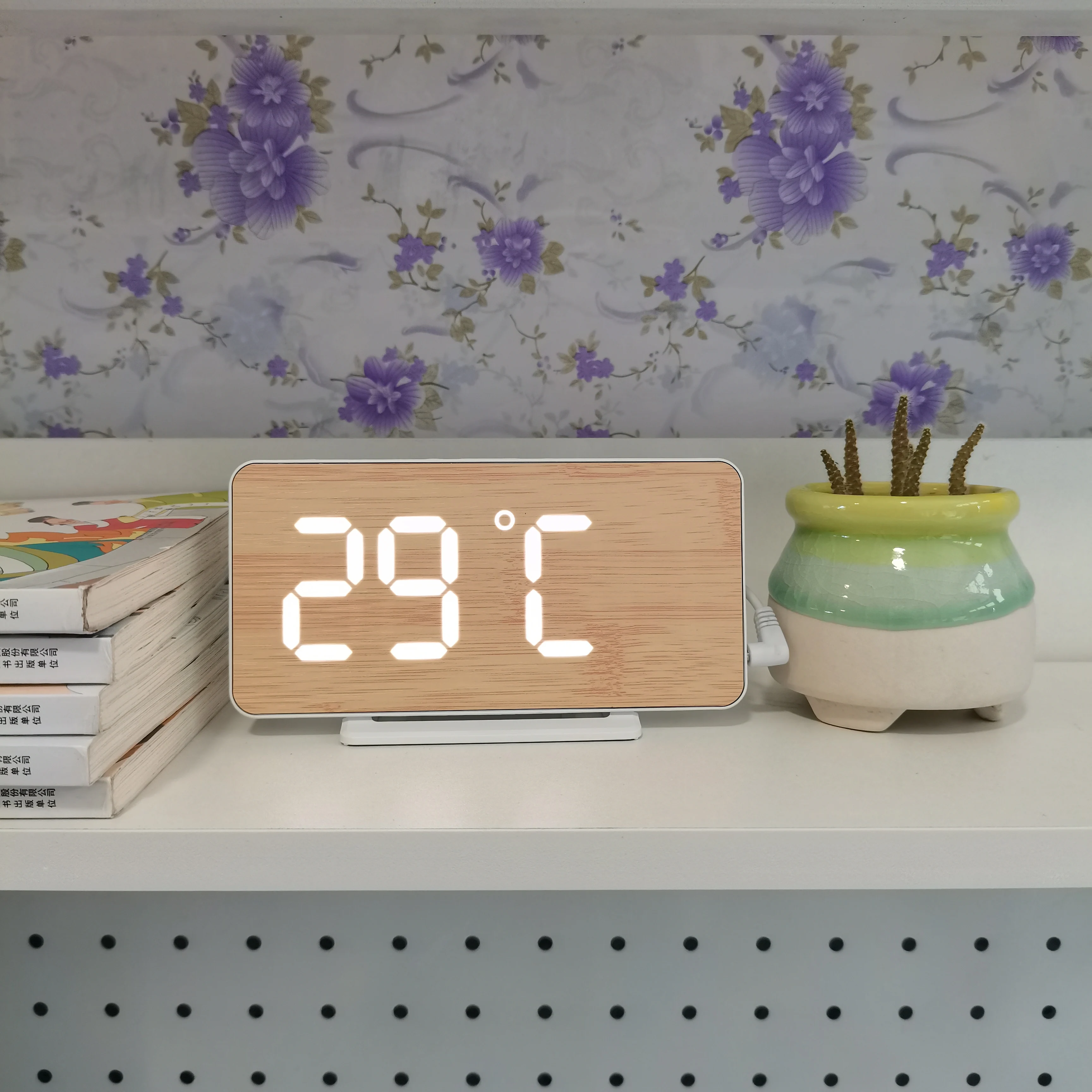 Digital Alarm Clock Bedside Small Alarm Clock with USB Cable, Snooze Mini Alarm Clock Wood Grain Screen White Light Alarm Clock