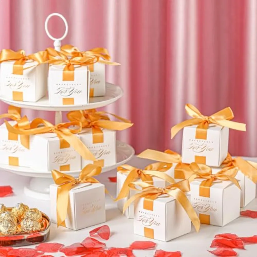 60 Pcs Kotak Souvenir Pernikahan Mini 2.5 x 2.5 x 2.5 Inci dengan Pita Emas