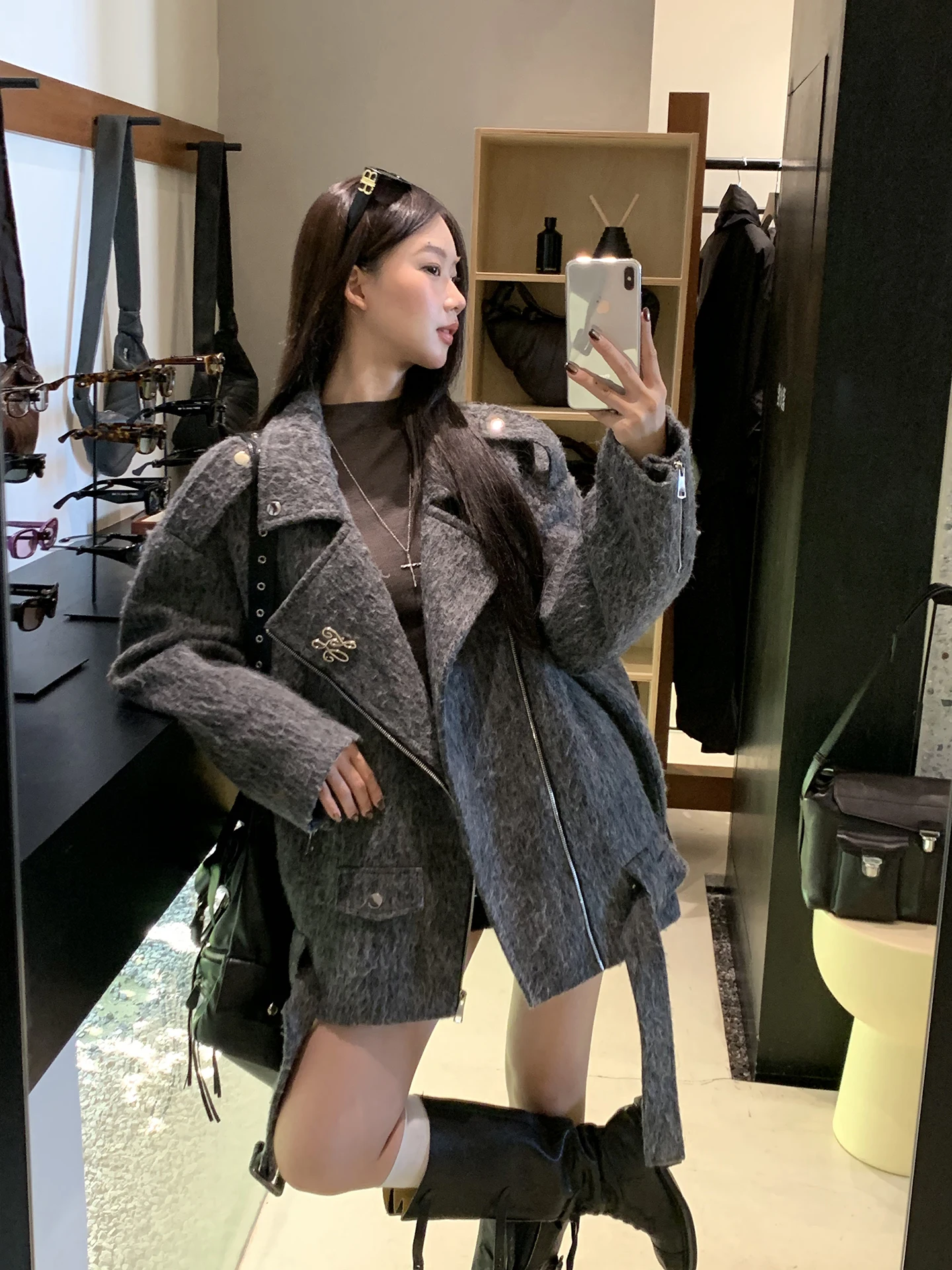 

Red Celebri Studio Women's Woolen Coat Cotton Interlined Mid-Length Suit Collar Autumn Winter Faion Outerwear