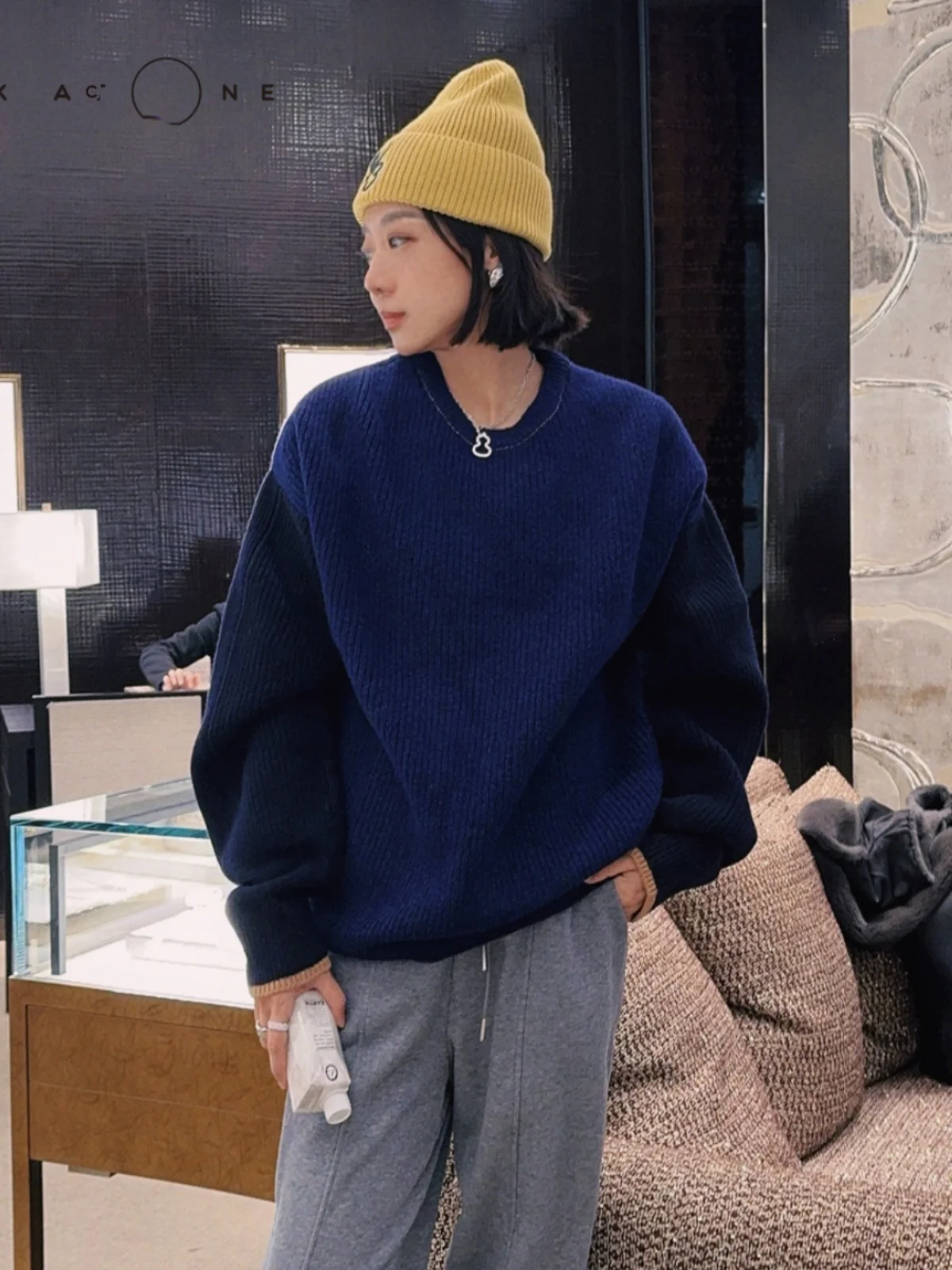 

Свитер из шерстяной смеси в стиле пэчворк от Tang Jialing Sister, цветовая гамма «Эстетика сочетания цветов», удлиненный, стандартной длины