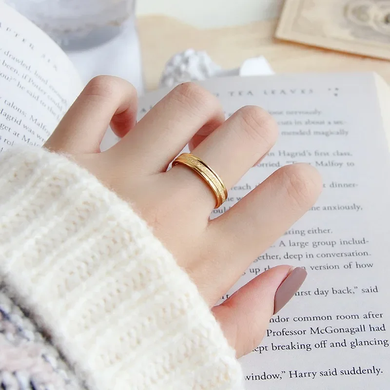 Never Fade 4mm Frosted Ring Fashion Gold Color Stainless Steel Rings For Men and Women Exclusive Couple Wedding Band Gift Rings