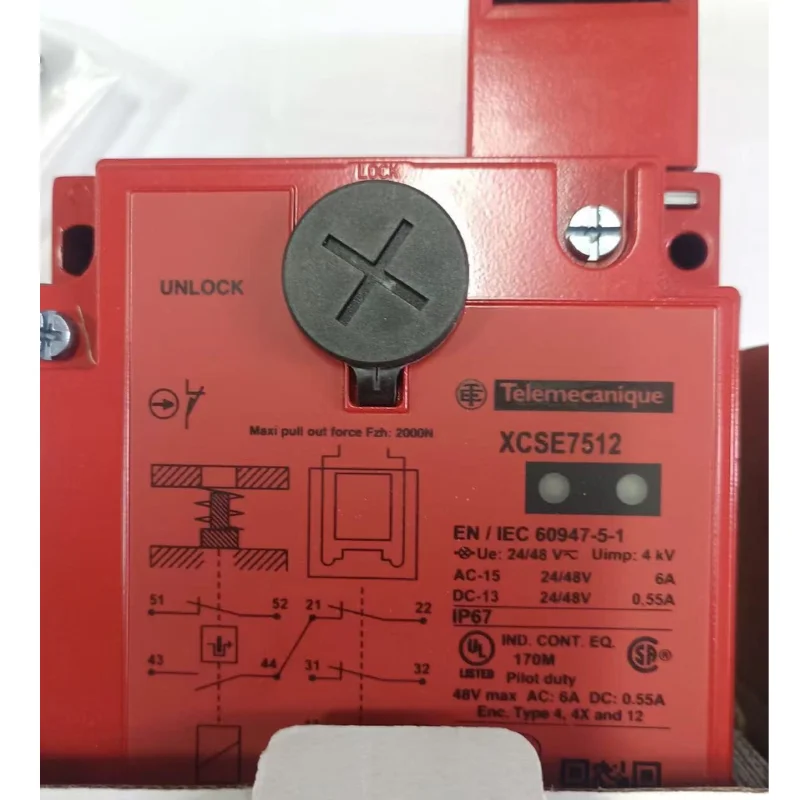 New safety limit switch XCSE7512 for fast delivery