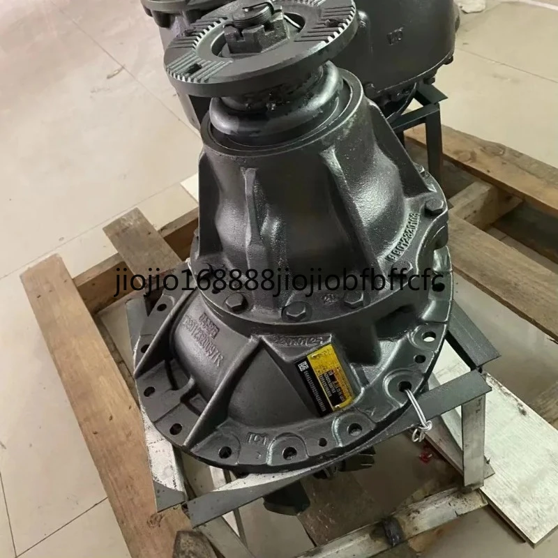 Suitable for  Accessories/Spare Parts for T7H  C7H C9H TX G7S Trucks  AZ9231320743 Middle