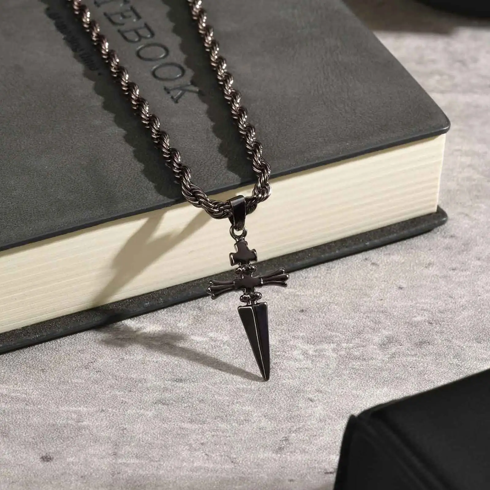 Coole Punk Schwert Kreuz Anhänger Halskette für Männer Edelstahl Twist Kette Halskette Mode Lässig Stil Schmuck – Detail 6