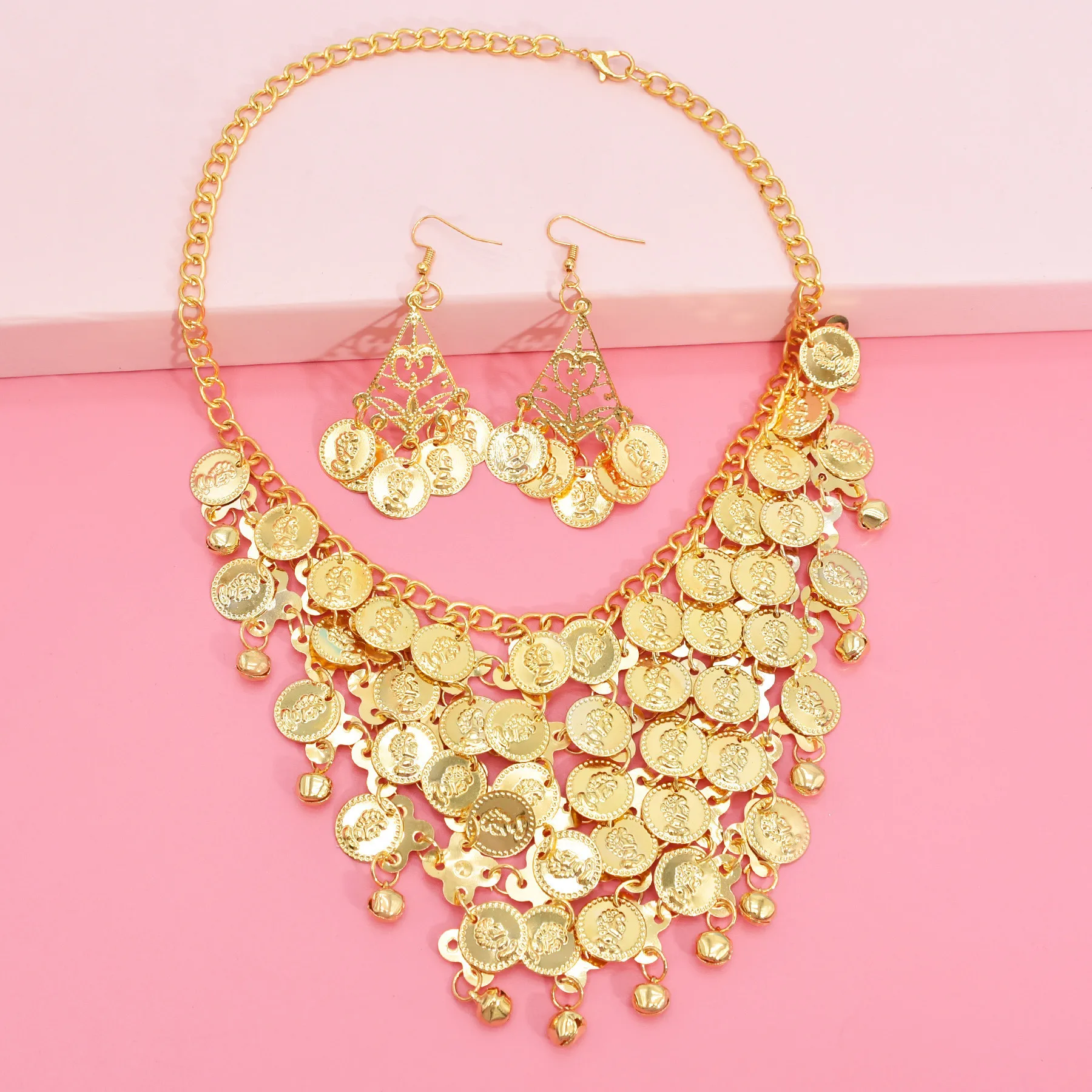 ชุดเต้นระบำหน้าท้องต่างหูสร้อยคอโลหะเครื่องประดับ2ชิ้น/เซ็ตชุดเต้นระบำหน้าท้องสีทองอุปกรณ์การแสดง